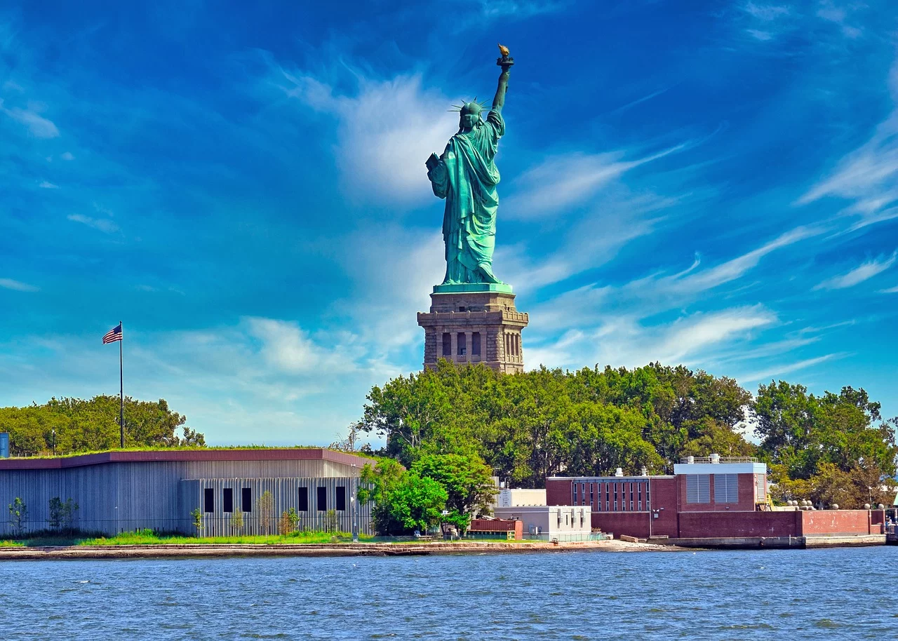 Best Times to Visit the Statue of Liberty: Plan Your Perfect Trip