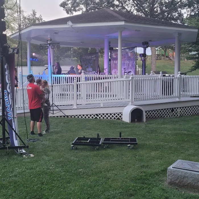 Nesconset Gazebo Picture 2