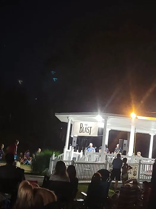 Nesconset Gazebo Picture 9
