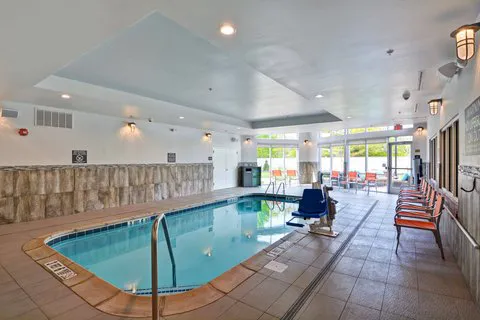 Courtyard by Marriott Long Island Islip/Courthouse Complex Picture 1