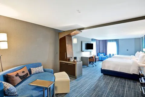 Courtyard by Marriott Long Island Islip/Courthouse Complex Picture 7