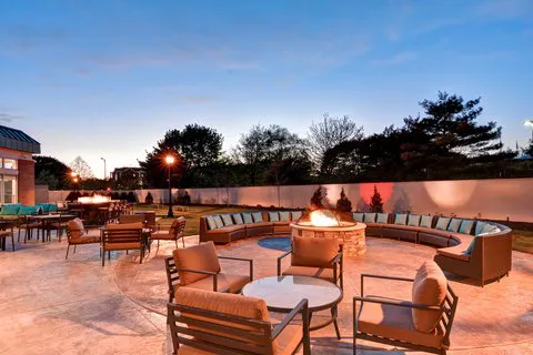 Courtyard by Marriott Long Island Islip/Courthouse Complex Picture 6