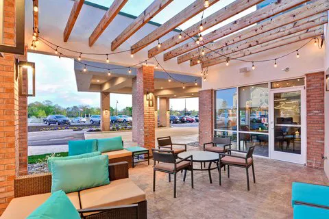 Courtyard by Marriott Long Island Islip/Courthouse Complex Picture 10