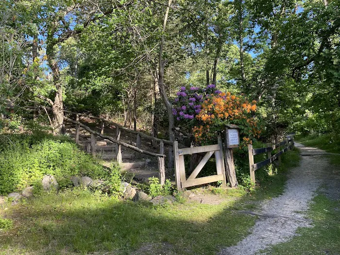Hoyt Farm Nature Preserve Picture 2