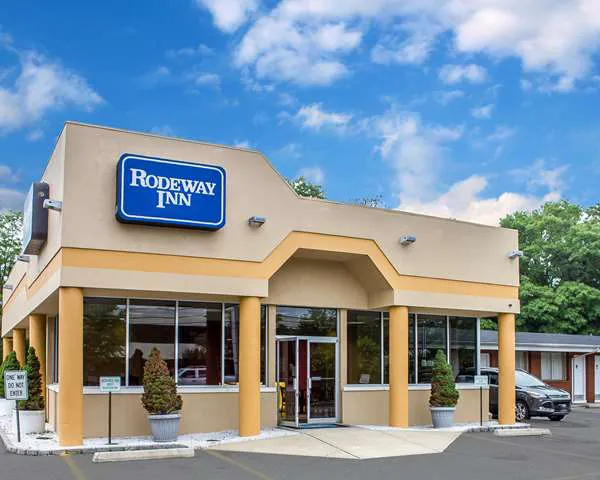 Rodeway Inn MacArthur Airport Picture 2
