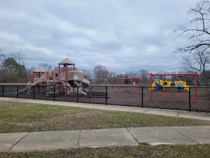 Verleye Avenue Park Picture 2