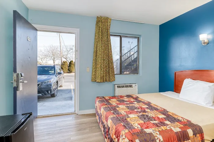The SkyBreeze Inn Picture 3