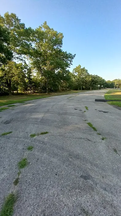 Spur Drive Park Picture 5