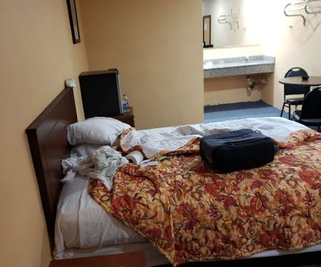 Deer Park Motor Inn