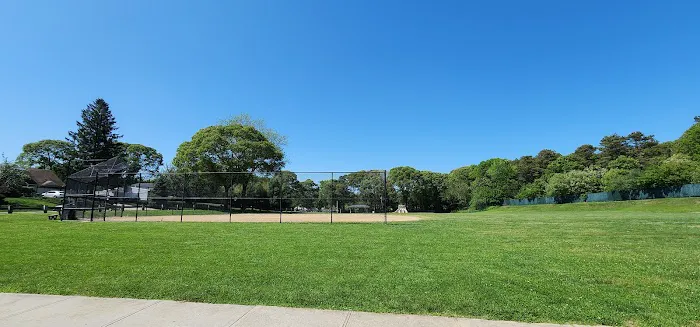 Greentree Park Picture 2