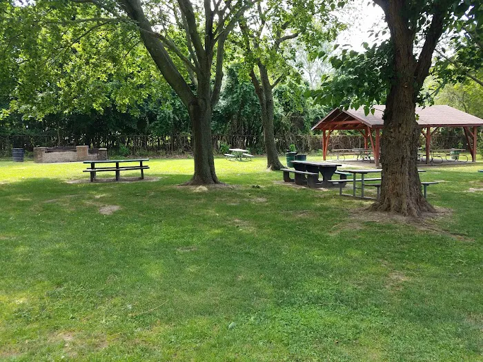 Elwood Park Picture 3