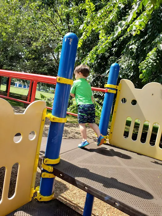 Elwood Park Picture 7