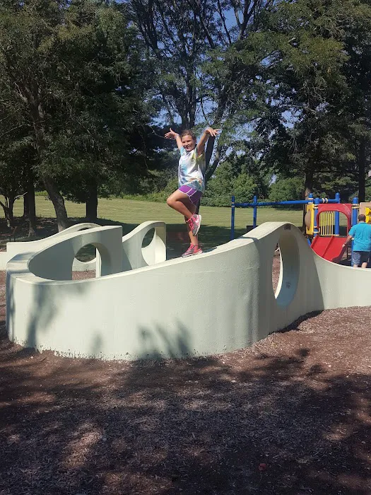 Elwood Park Picture 5