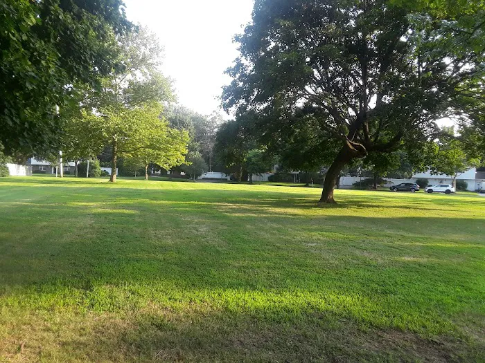 Robin Park Picture 3