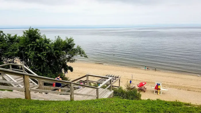 Callahans Beach Park Picture 1