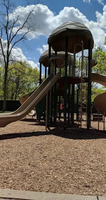 Waverly Ave Park Picture 1