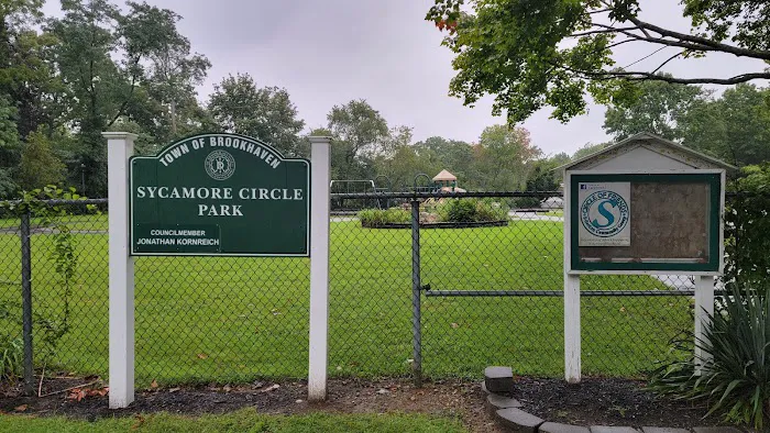 Sycamore Circle Park Picture 2