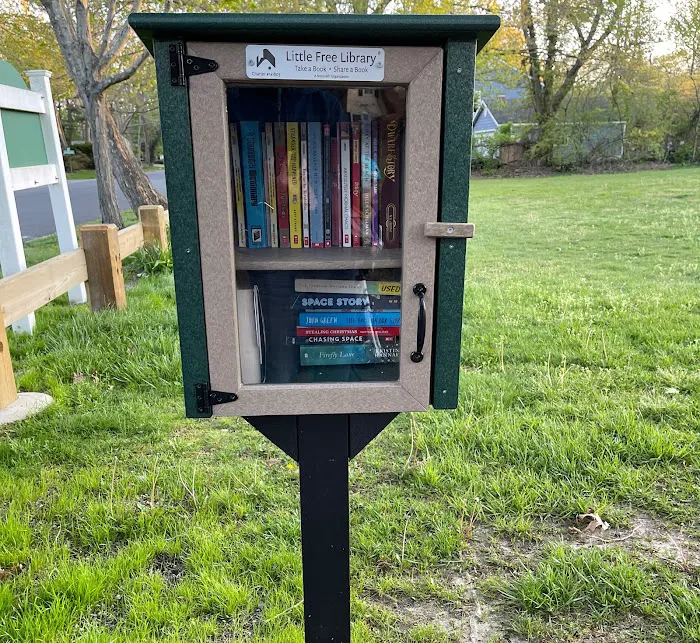 Sycamore Circle Park Picture 5