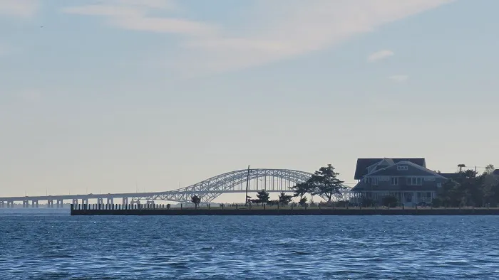 Bay Shore Manor Park Picture 8