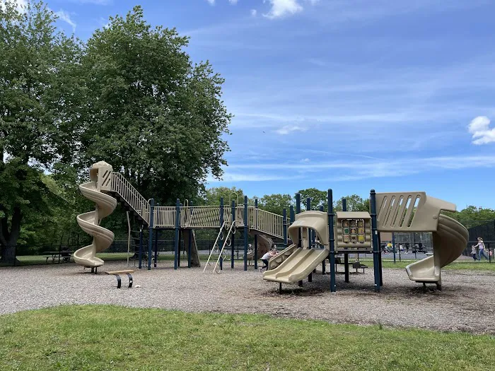 Terry Farrell Park Picture 1