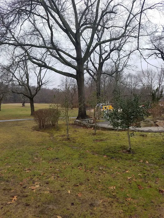 Arboretum Park Picture 1