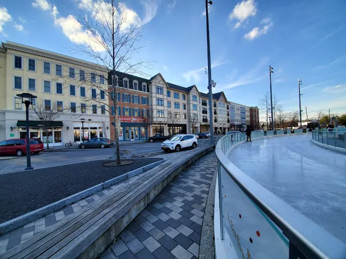 Wyandanch Plaza Picture 1