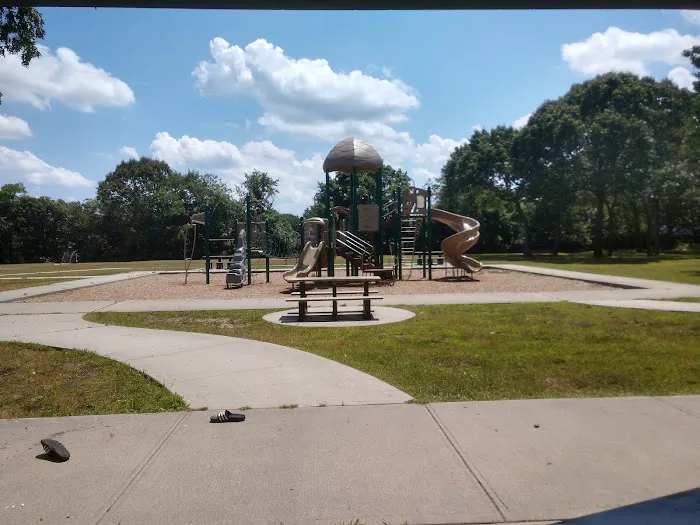 Rose Caracappa Park (Liberty Park) Picture 3