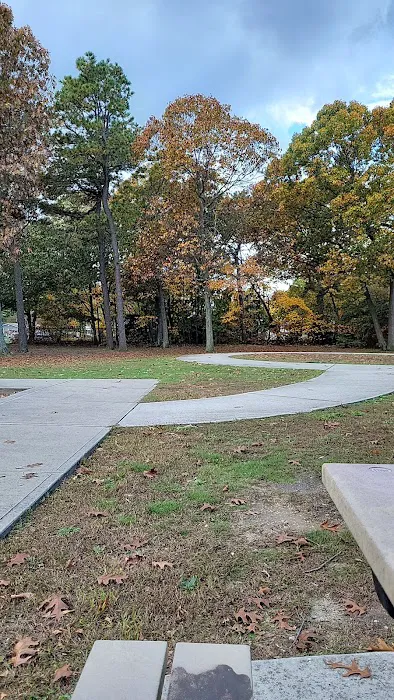 Rose Caracappa Park (Liberty Park) Picture 10