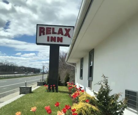 Relax Inn Motel