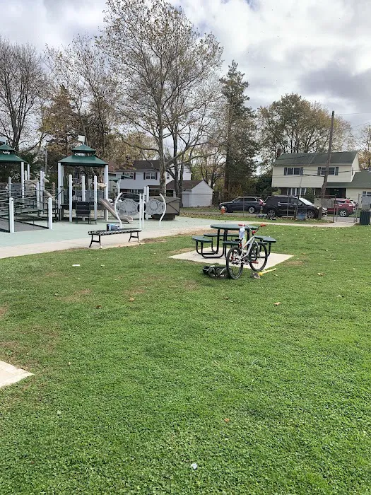 Pickle Park Picture 5