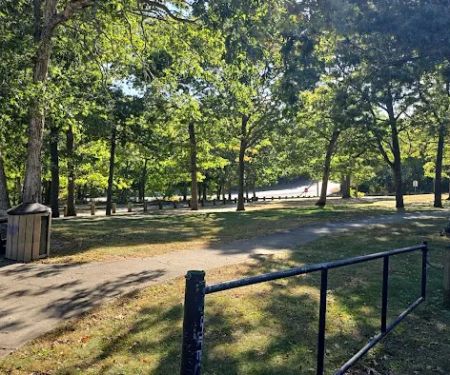 Woodedge Park