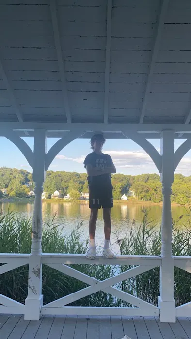Centerport Mill Pond Picture 2
