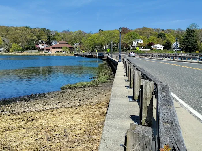 Heron Park Picture 6