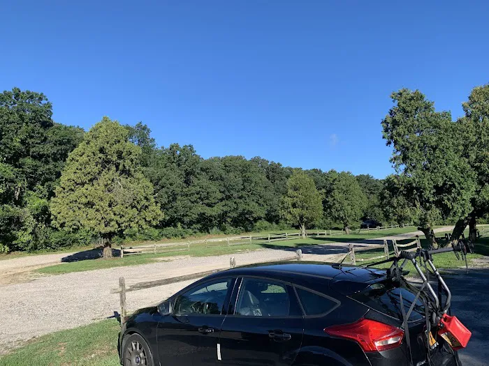 West Hills County Park Parking Picture 10