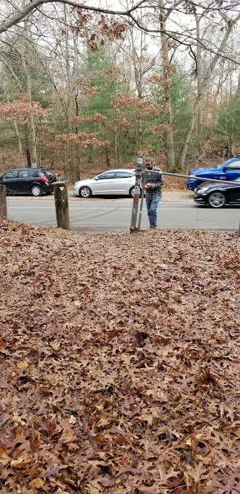 West Hills Preserve Parking Picture 1