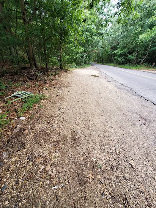 West Hills Preserve Parking Picture 5