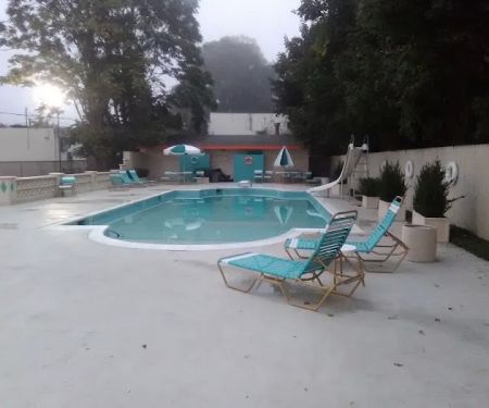 Rodeway Inn Huntington Station - Melville