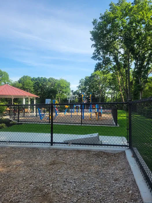 Alfred Walker Memorial Park Picture 3