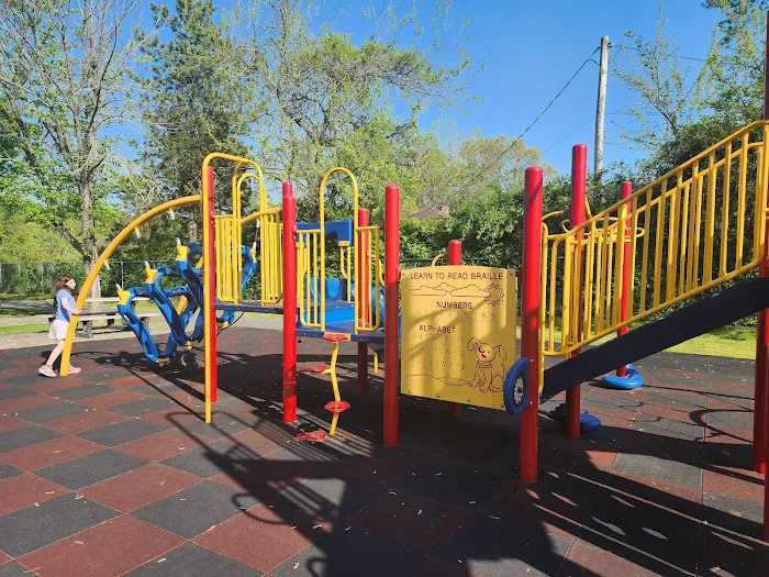 Belzak Park Picture 10