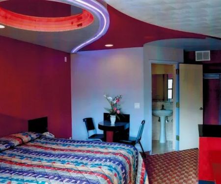 Midway Motel