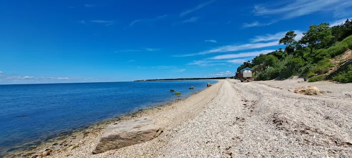 Cranes Neck Beach Picture 2