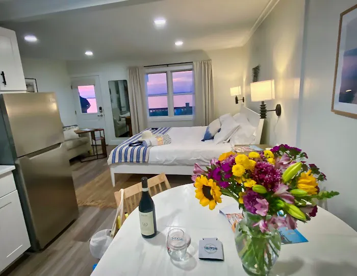 Fire Island Boatel Kismet Picture 7