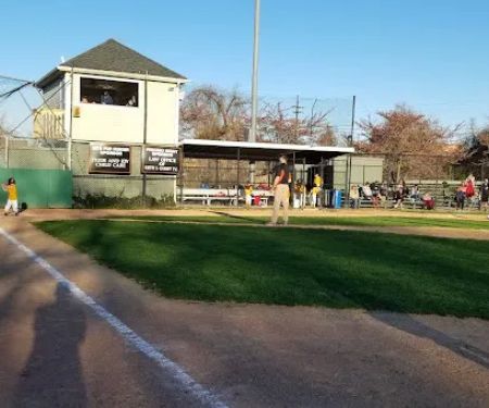 Locust Avenue Park