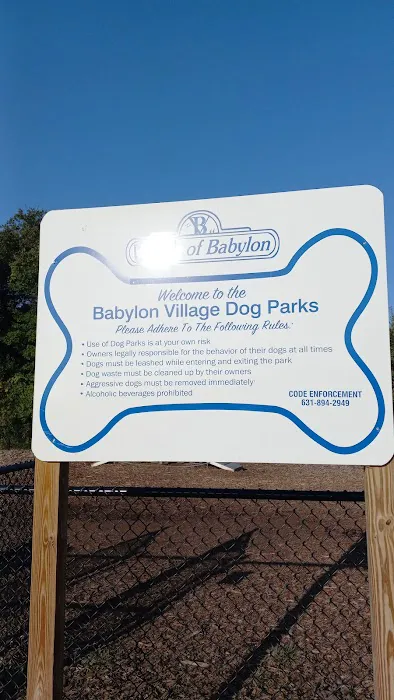 Babylon Village Dog Park (Argyle Lake) Picture 4