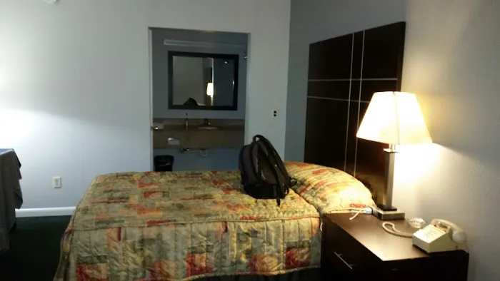 Americas Best Value Inn Port Jefferson Station Long Island Picture 4