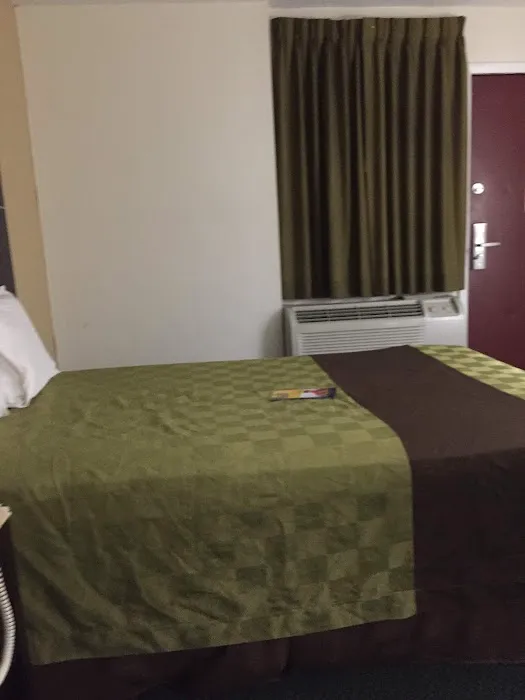 Americas Best Value Inn Port Jefferson Station Long Island Picture 7