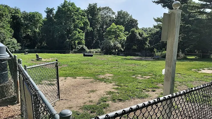 West Hills Small Dog Run Picture 4