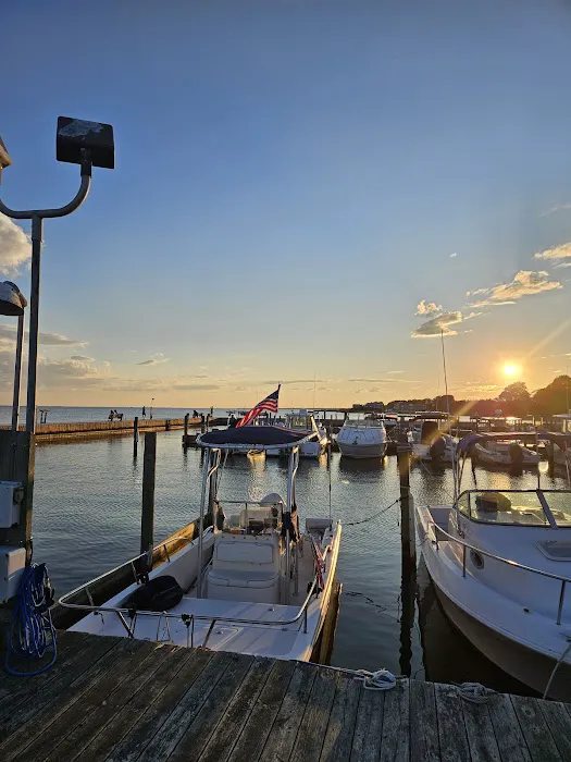 Sayville Marina Park Picture 8