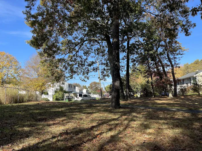 Debbie Lane Park Picture 2