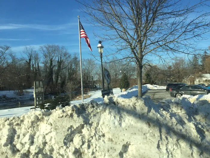 East Setauket Pond Park Picture 2